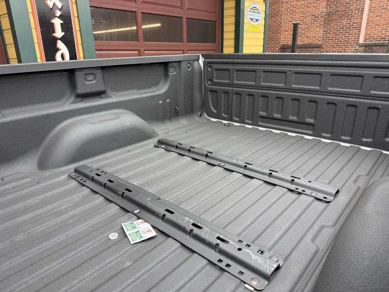 GMC Sierra 2500HD Denali Crew Cab 4WD 2016