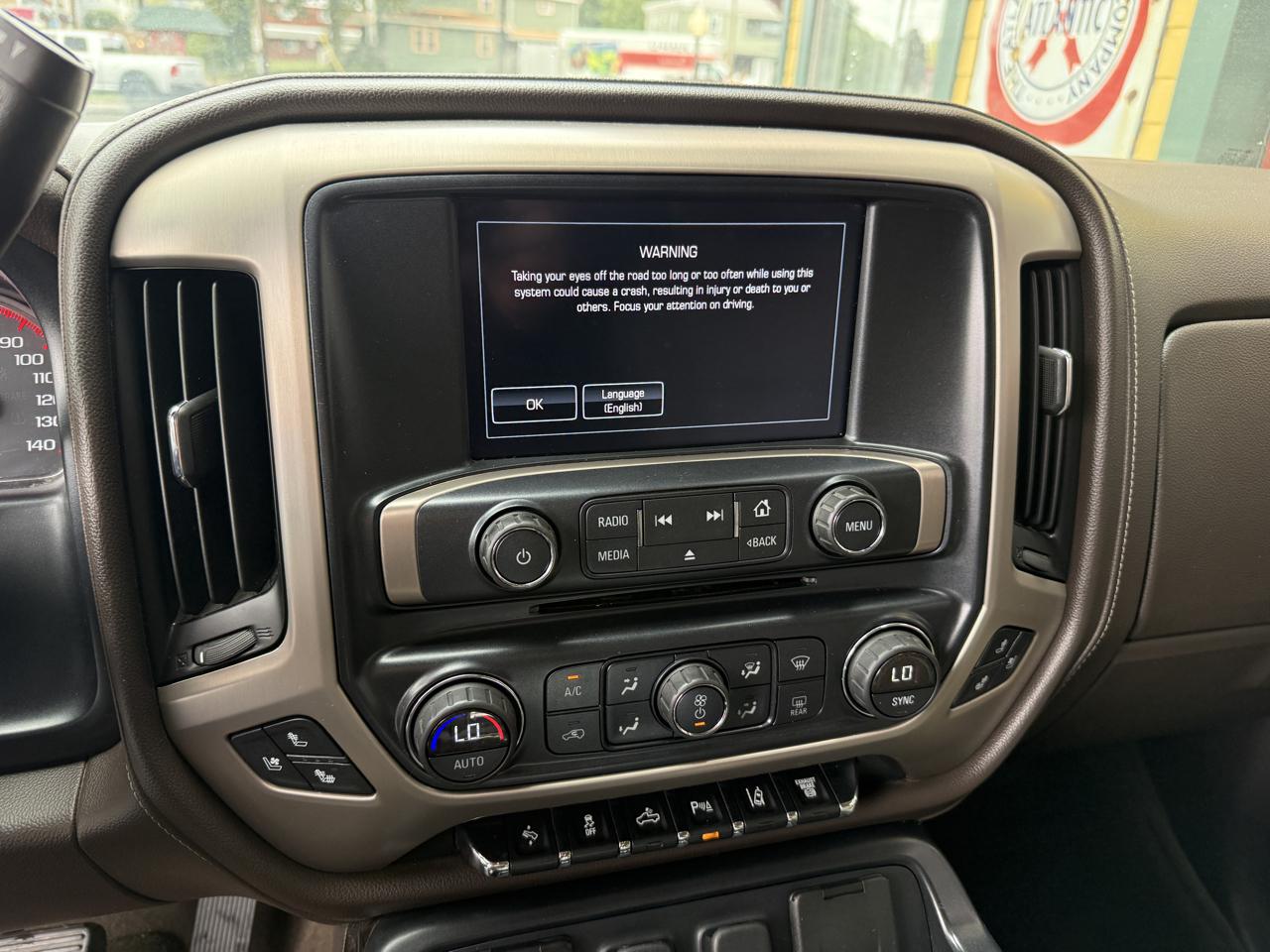 GMC Sierra 2500HD Denali Crew Cab 4WD 2016