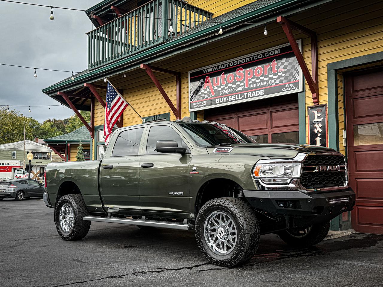 2022 RAM 2500 Tradesman Crew Cab SWB 4WD