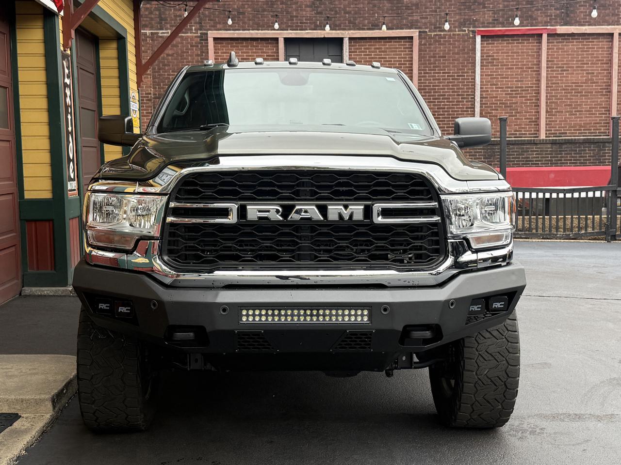 RAM 2500 Tradesman Crew Cab SWB 4WD 2022