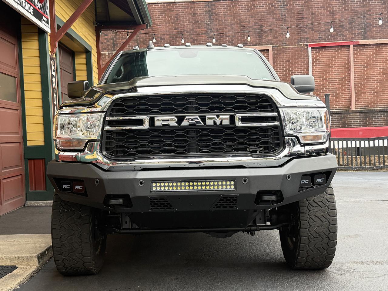 RAM 2500 Tradesman Crew Cab SWB 4WD 2022