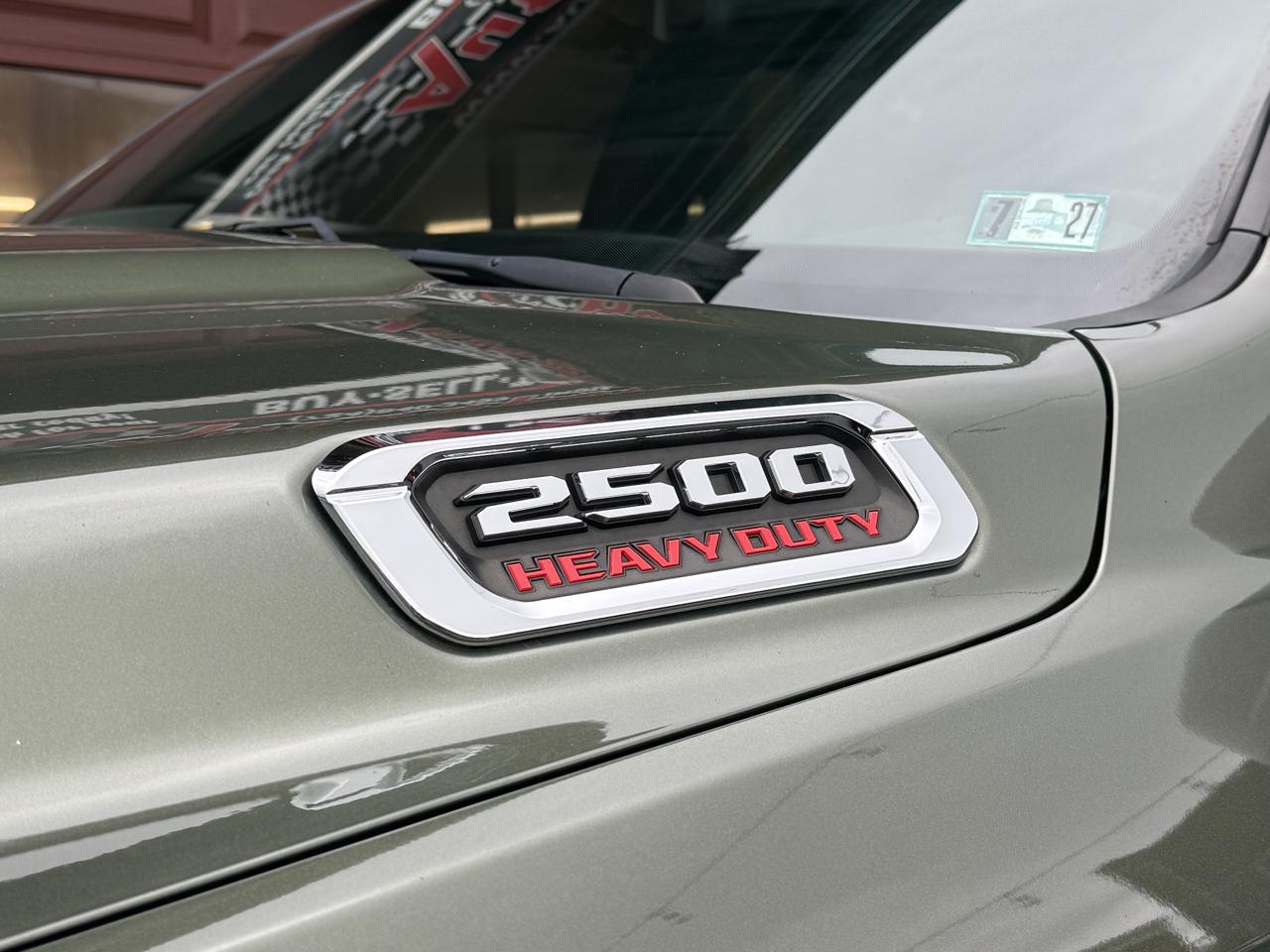 RAM 2500 Tradesman Crew Cab SWB 4WD 2022