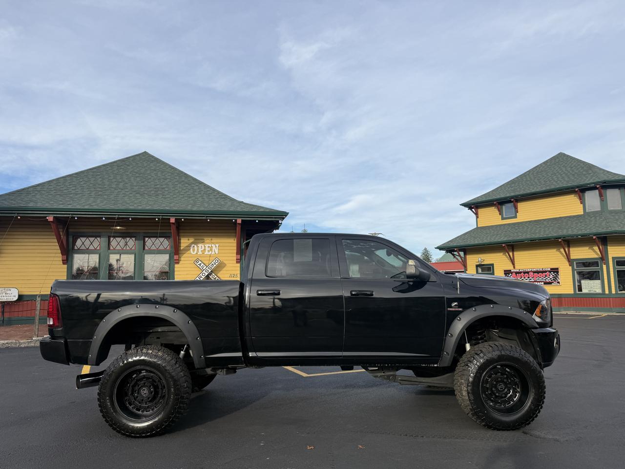 RAM 2500 Laramie Crew Cab SWB 4WD 2014