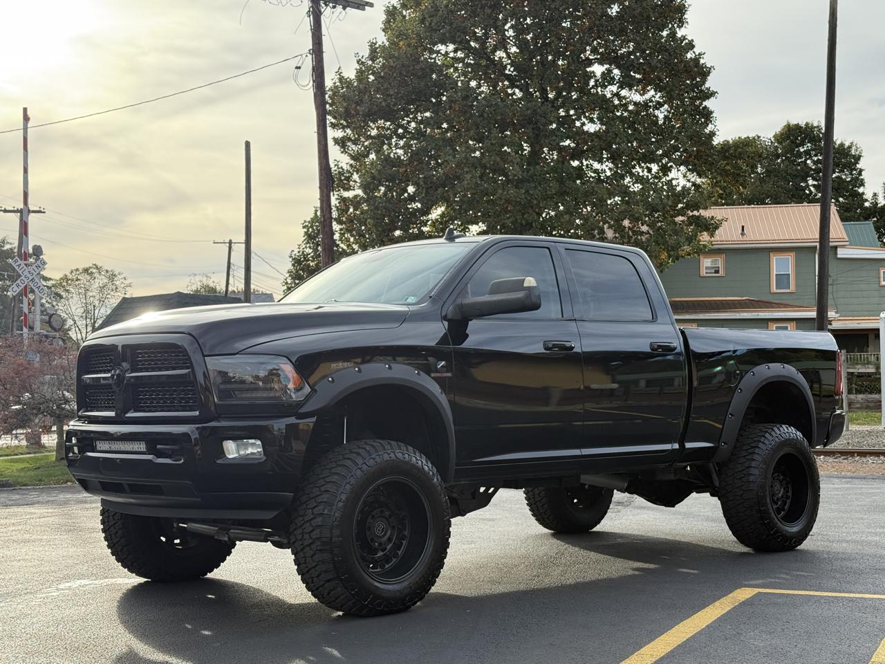 RAM 2500 Laramie Crew Cab SWB 4WD 2014