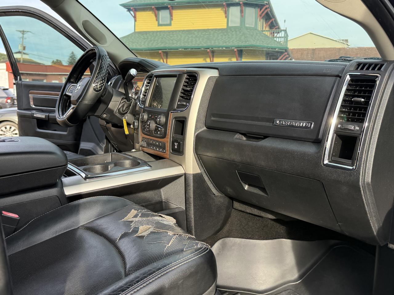 RAM 2500 Laramie Crew Cab SWB 4WD 2014