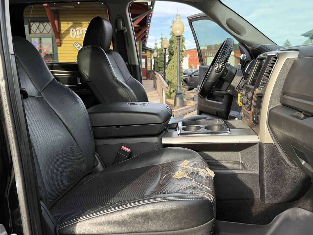 RAM 2500 Laramie Crew Cab SWB 4WD 2014
