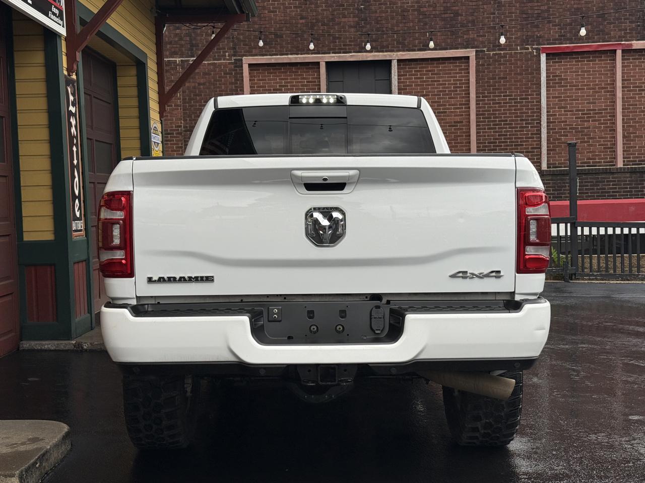 RAM 2500 Laramie Crew Cab SWB 4WD 2021