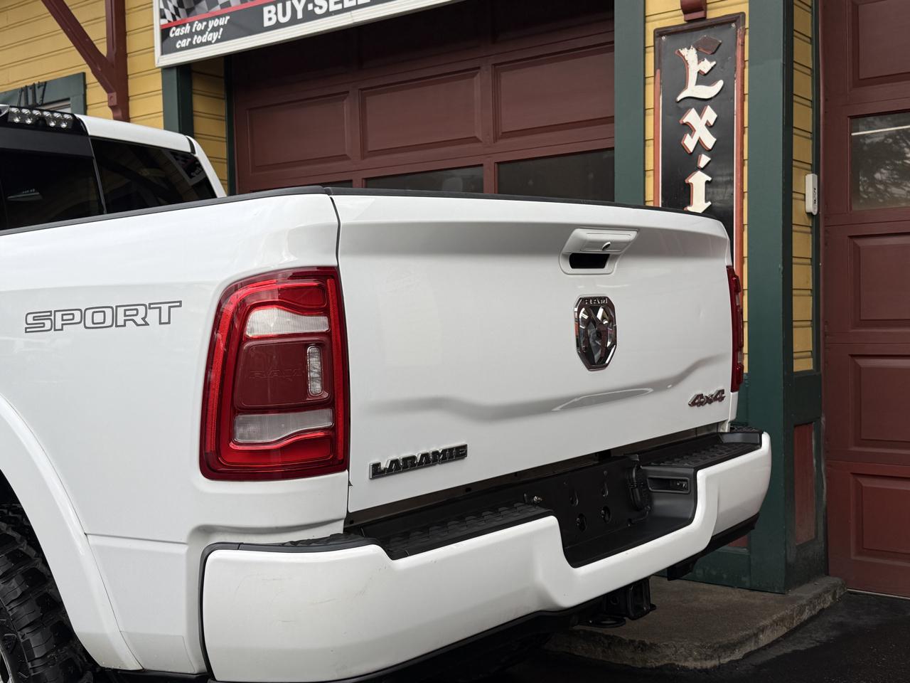 RAM 2500 Laramie Crew Cab SWB 4WD 2021
