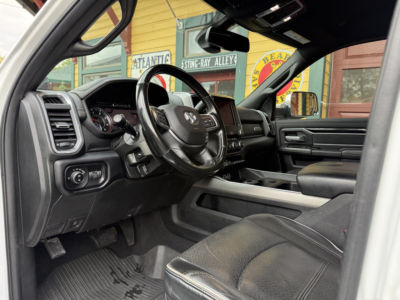 RAM 2500 Laramie Crew Cab SWB 4WD 2021