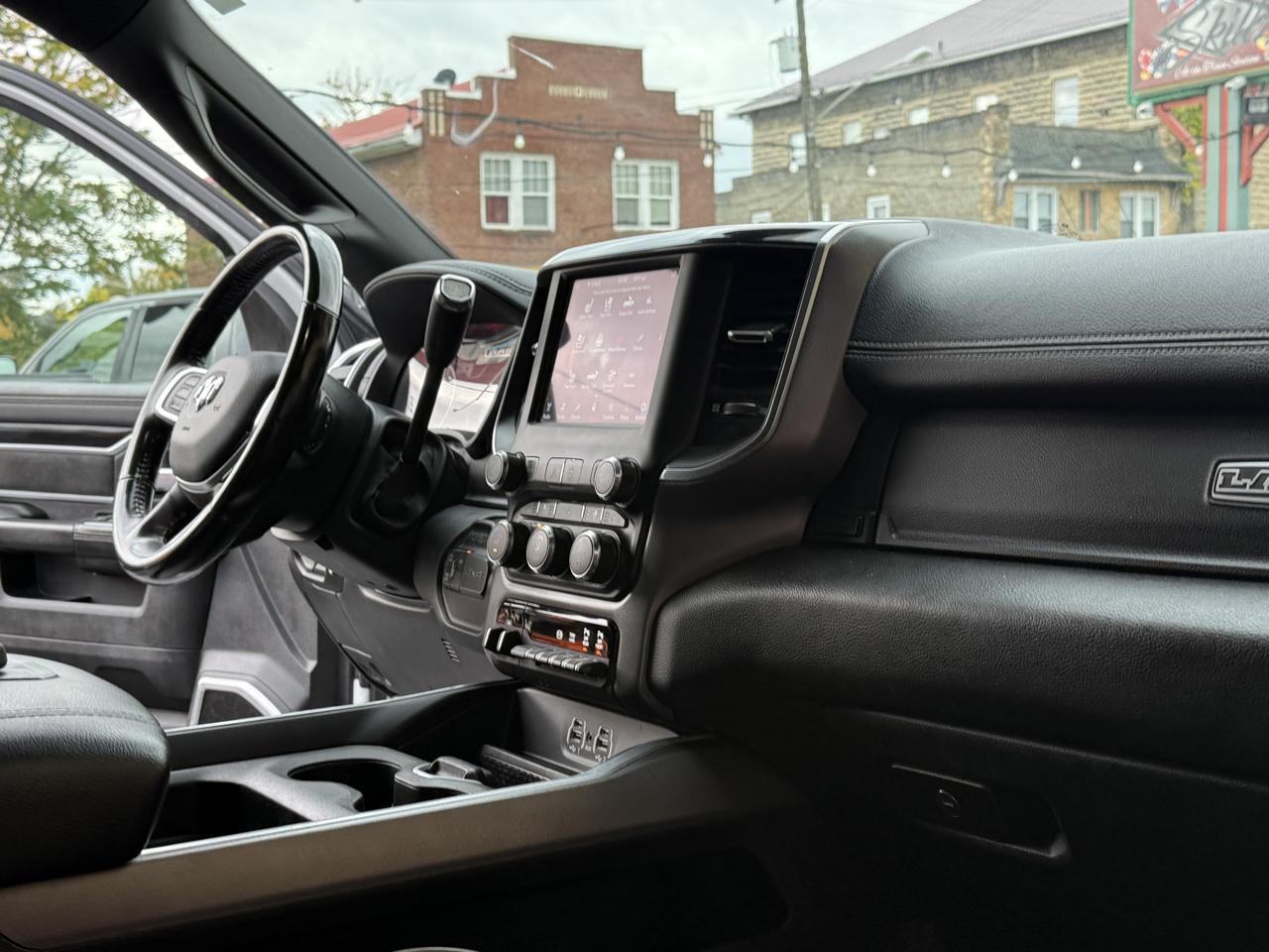 RAM 2500 Laramie Crew Cab SWB 4WD 2021