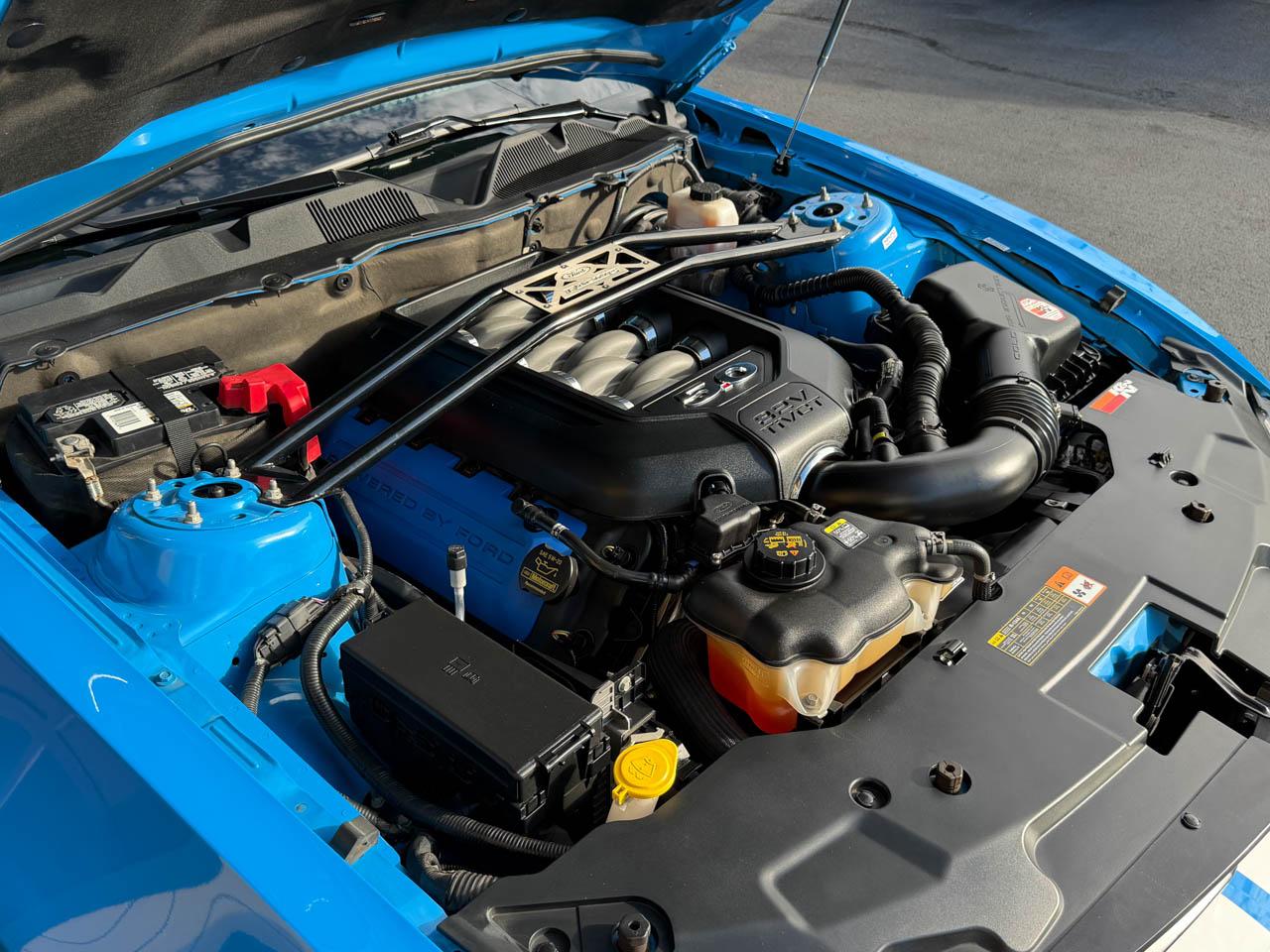 Ford Mustang GT Premium Coupe 2011