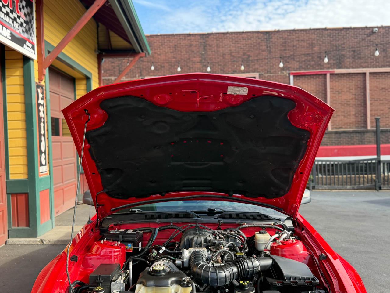 Ford Mustang V6 Deluxe Coupe 2007