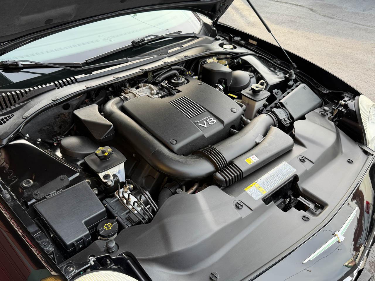 Ford Thunderbird Deluxe 2002