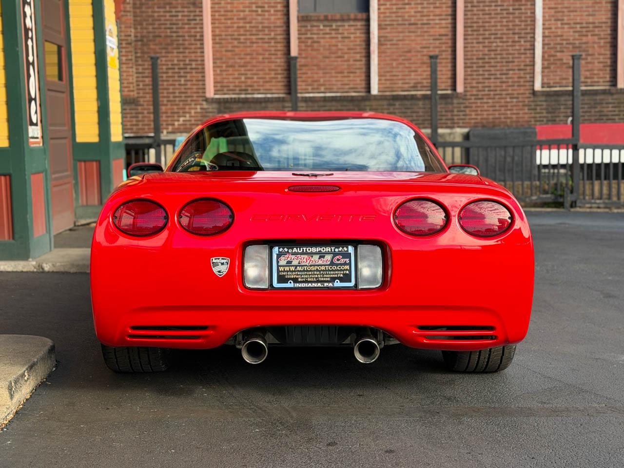 Chevrolet Corvette Coupe 2000