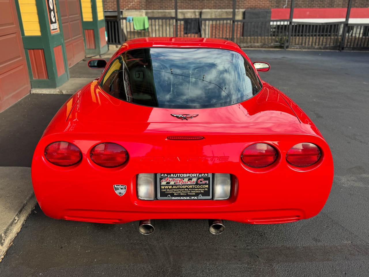 Chevrolet Corvette Coupe 2000