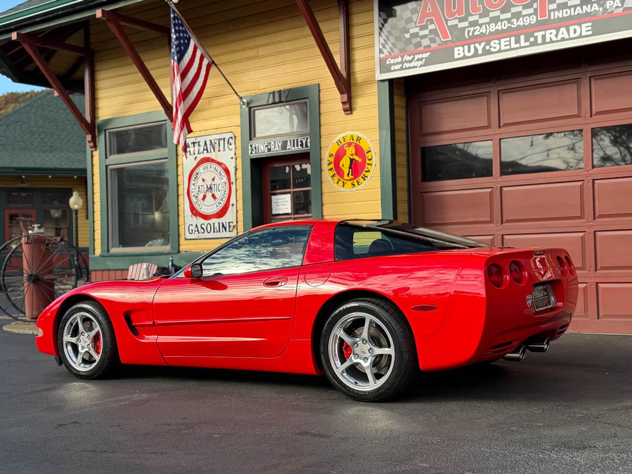 Chevrolet Corvette Coupe 2000