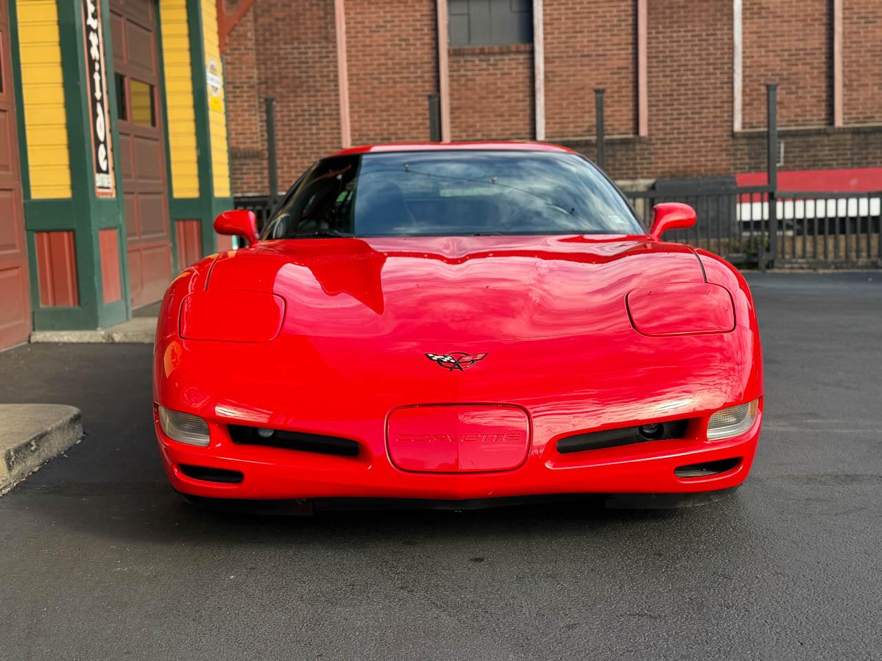 Chevrolet Corvette Coupe 2000