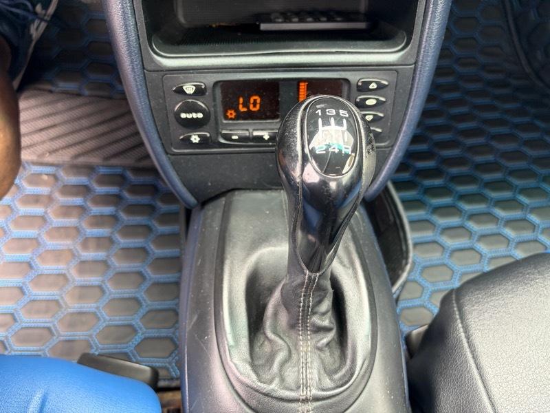 Porsche Boxster Base 2001
