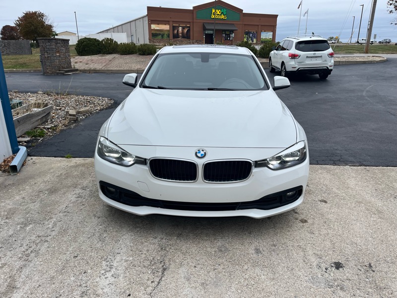 BMW 3-Series 320i xDrive Sedan 2016 BMW 3-Series 320i xDrive Sedan 2016