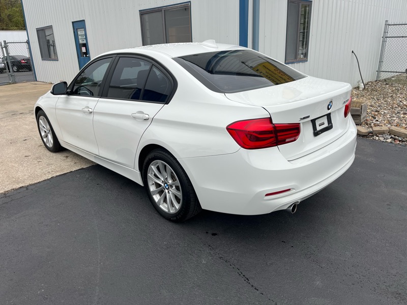 BMW 3-Series 320i xDrive Sedan 2016 BMW 3-Series 320i xDrive Sedan 2016