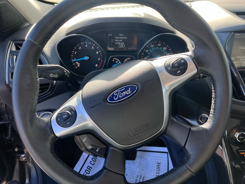 Ford Escape Titanium 4WD 2015