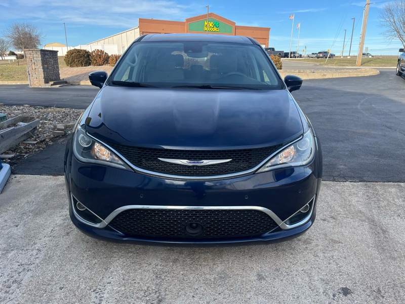 Chrysler Pacifica Touring Plus 2020