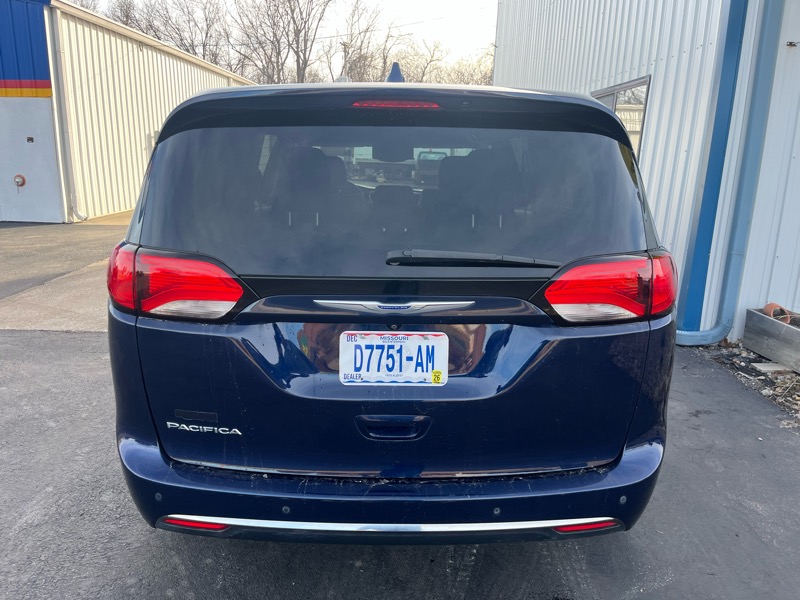 Chrysler Pacifica Touring Plus 2020