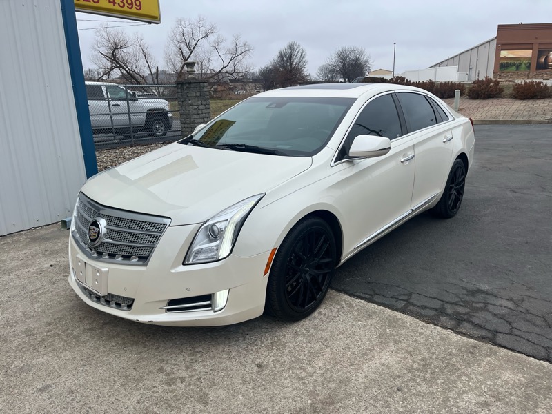 Cadillac XTS Platinum 2013