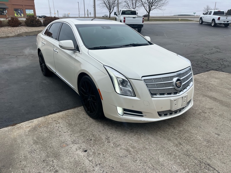 Cadillac XTS Platinum 2013