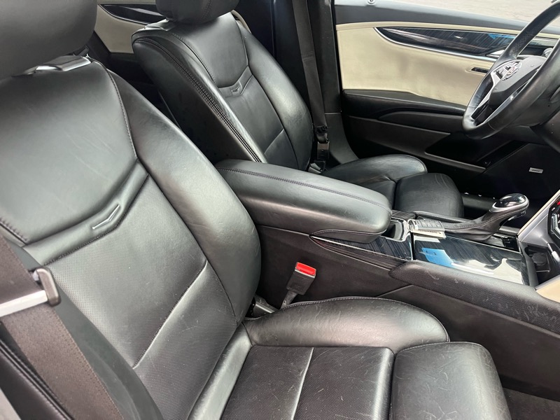 Cadillac XTS Platinum 2013