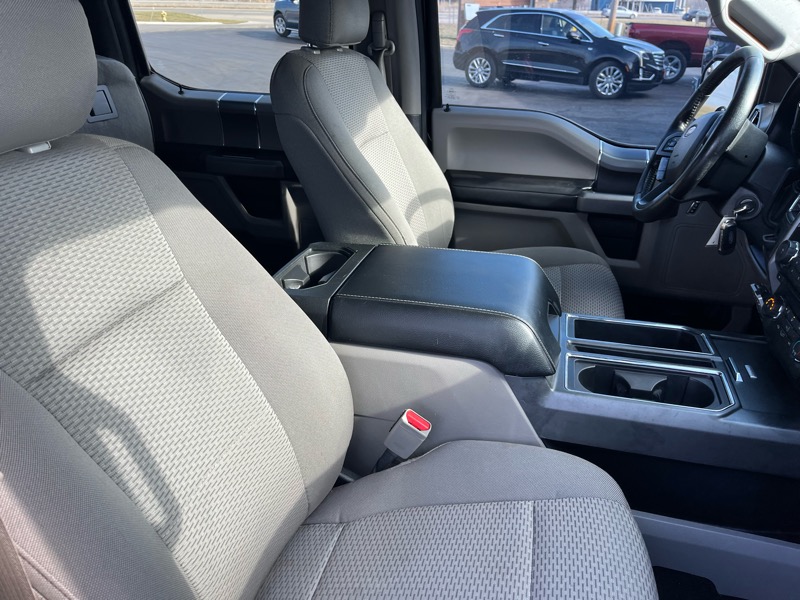 Ford F-150 SuperCrew 2WD 2016