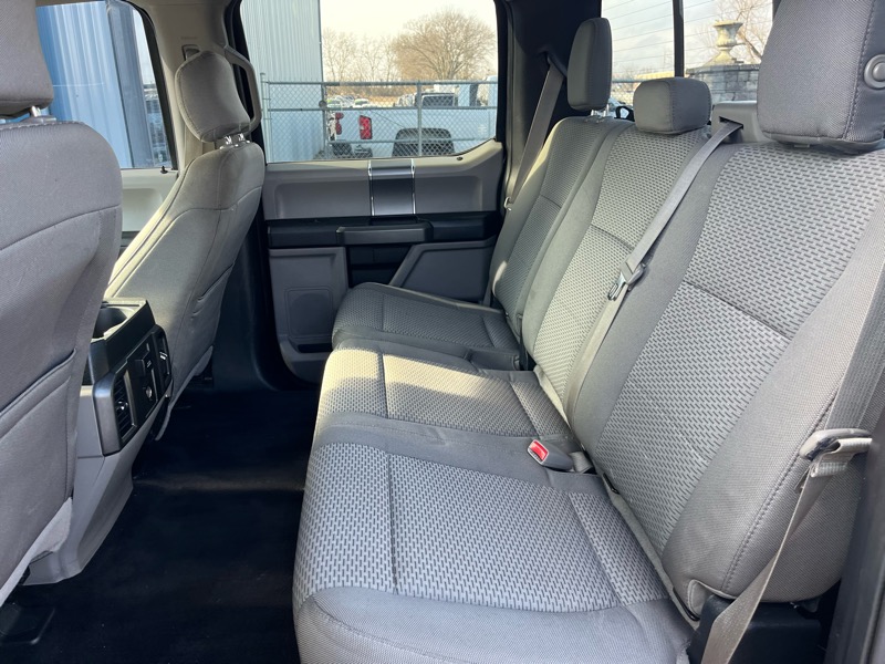 Ford F-150 SuperCrew 2WD 2016