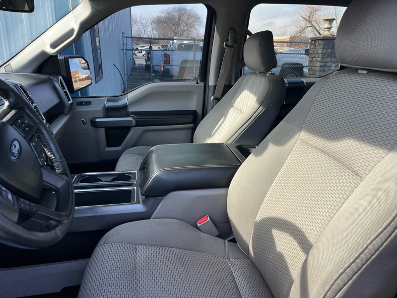 Ford F-150 SuperCrew 2WD 2016