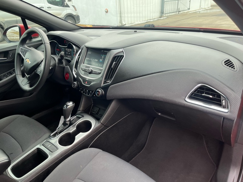 Chevrolet Cruze LT Auto Hatchback 2018