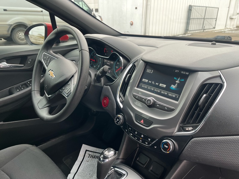 Chevrolet Cruze LT Auto Hatchback 2018