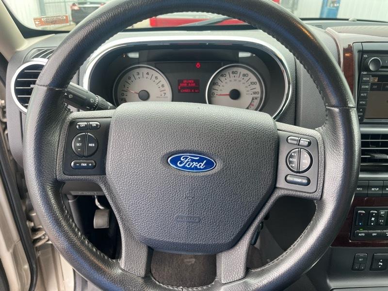 Ford Explorer Limited 4.6L 4WD 2007