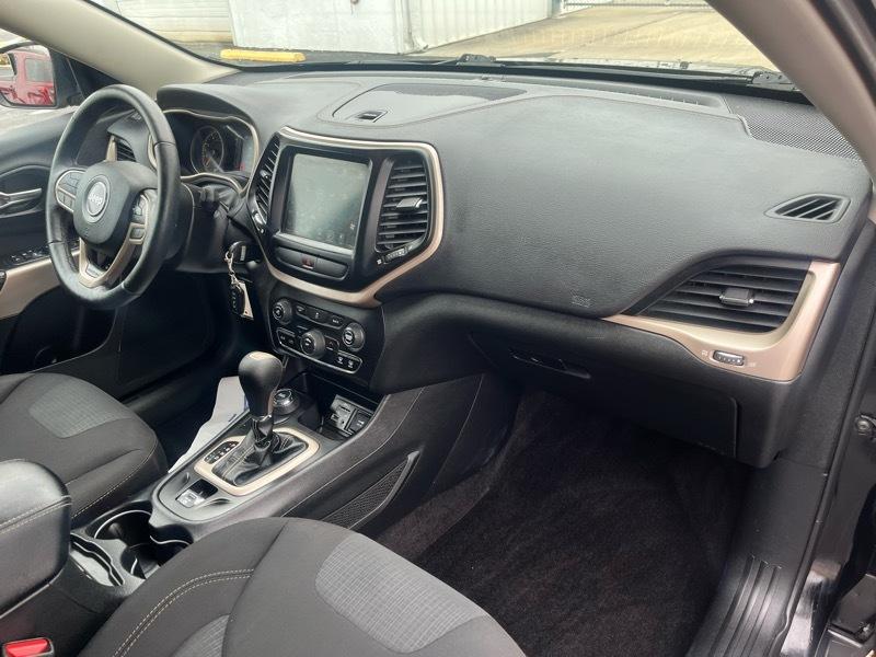 Jeep Cherokee Latitude 4WD 2017