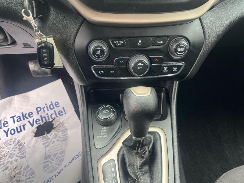 Jeep Cherokee Latitude 4WD 2017