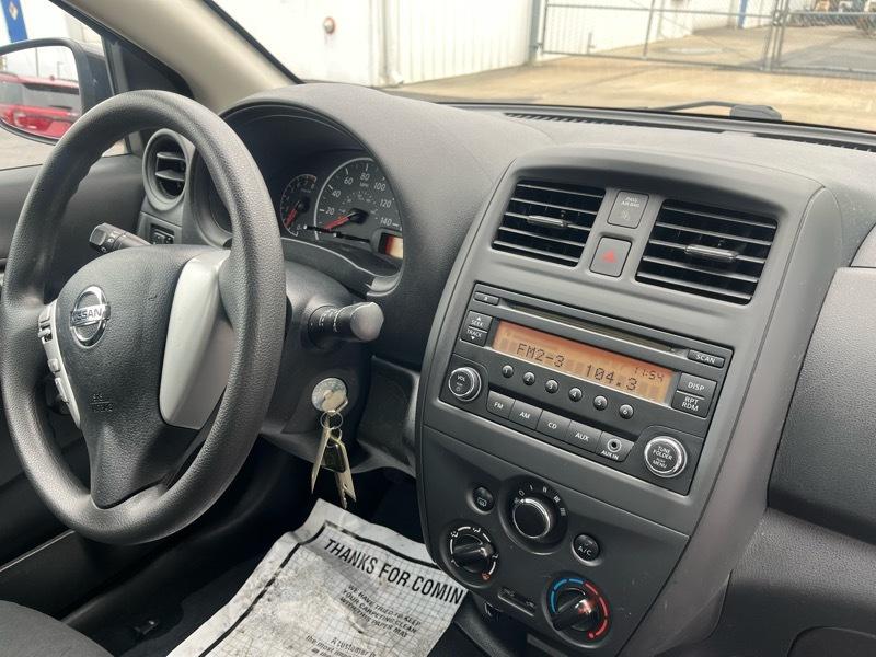Nissan Versa 1.6 S 5M 2018