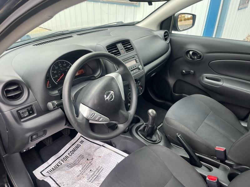 Nissan Versa 1.6 S 5M 2018