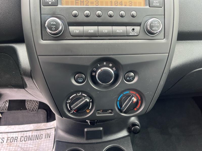 Nissan Versa 1.6 S 5M 2018