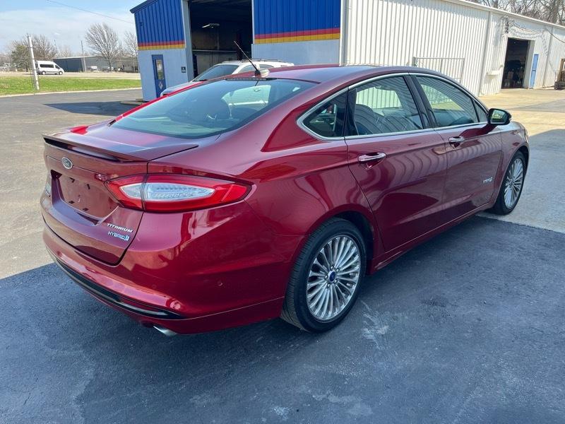 Ford Fusion Hybrid Titanium 2013