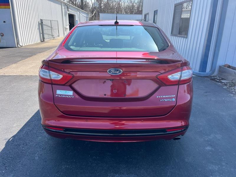 Ford Fusion Hybrid Titanium 2013