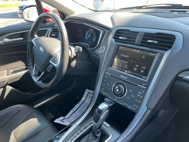 Ford Fusion Hybrid Titanium 2013