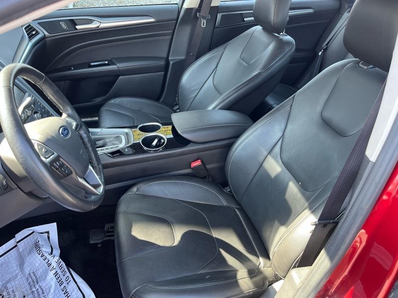 Ford Fusion Hybrid Titanium 2013