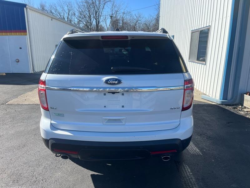 Ford Explorer 4dr XLT 4WD 2011