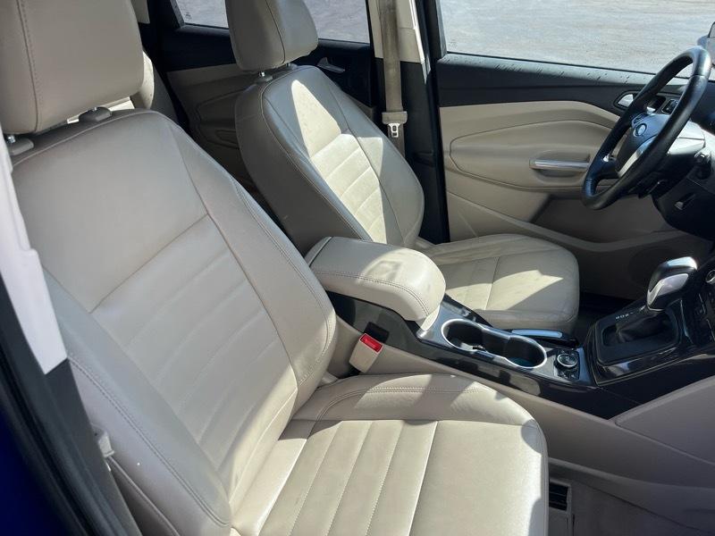 Ford Escape Titanium 4WD 2014