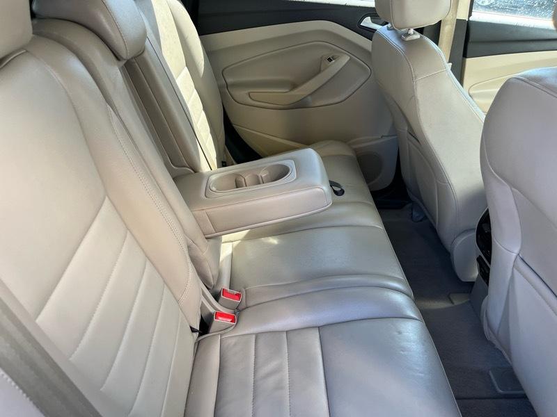 Ford Escape Titanium 4WD 2014