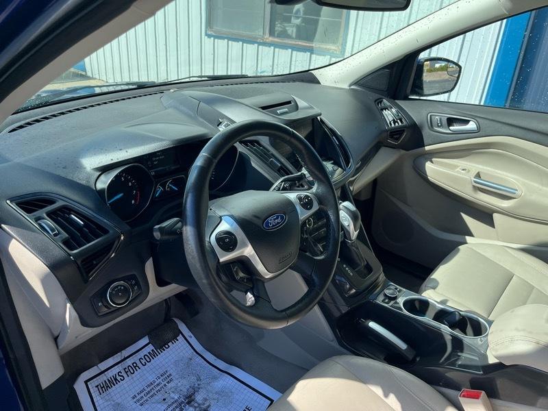 Ford Escape Titanium 4WD 2014