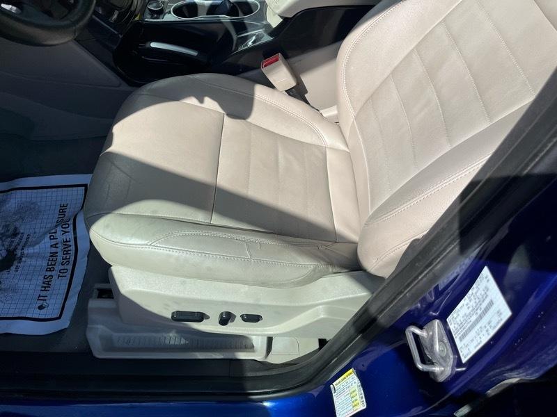 Ford Escape Titanium 4WD 2014